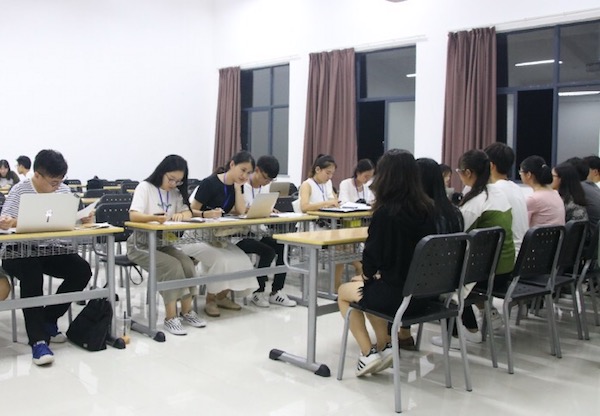 20170926228168.jpg 新媒体.jpg