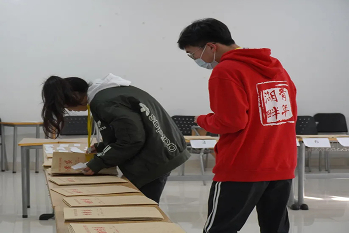 1625995347260992.jpg 材料分拣.jpg