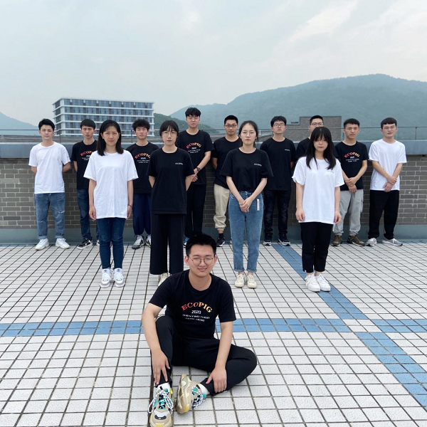 20200624441237.png 合照.png